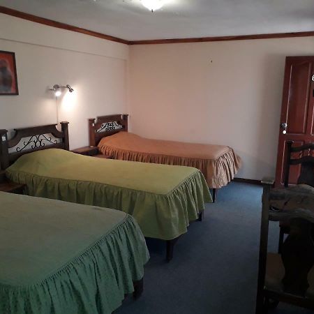 Hotel Oasisa Uyuní Extérieur photo