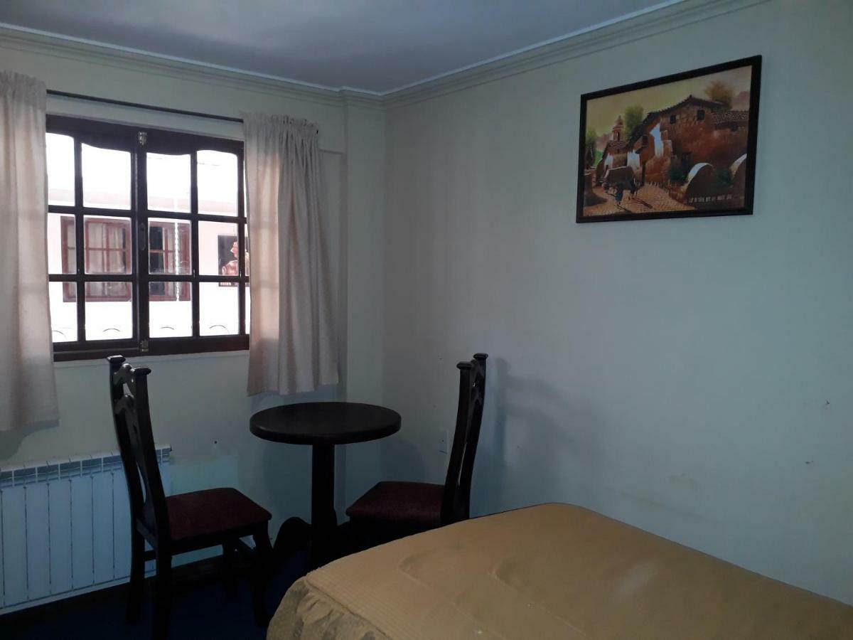 Hotel Oasisa Uyuní Extérieur photo