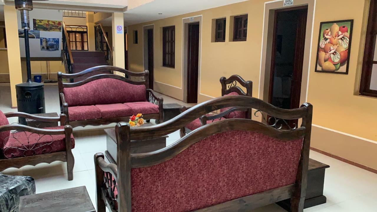 Hotel Oasisa Uyuní Extérieur photo